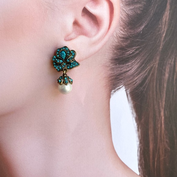 Heidi Daus Crystal Pave Flower Pearl Earrings - Picture 4 of 8